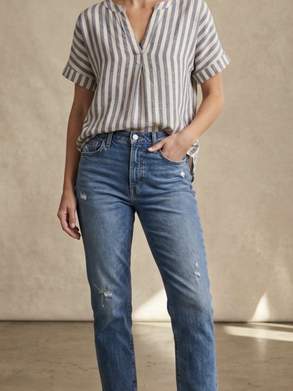 Lucky Brand Woven Blue/White Striped Button Down Shirt with Slit/Button-Down Bac